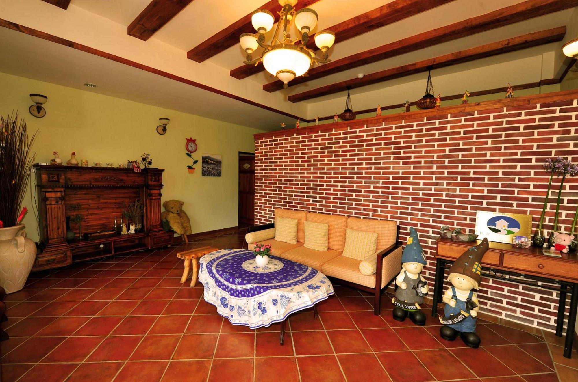 Kenting Avignon Bed & Breakfast Hengchun Exterior photo