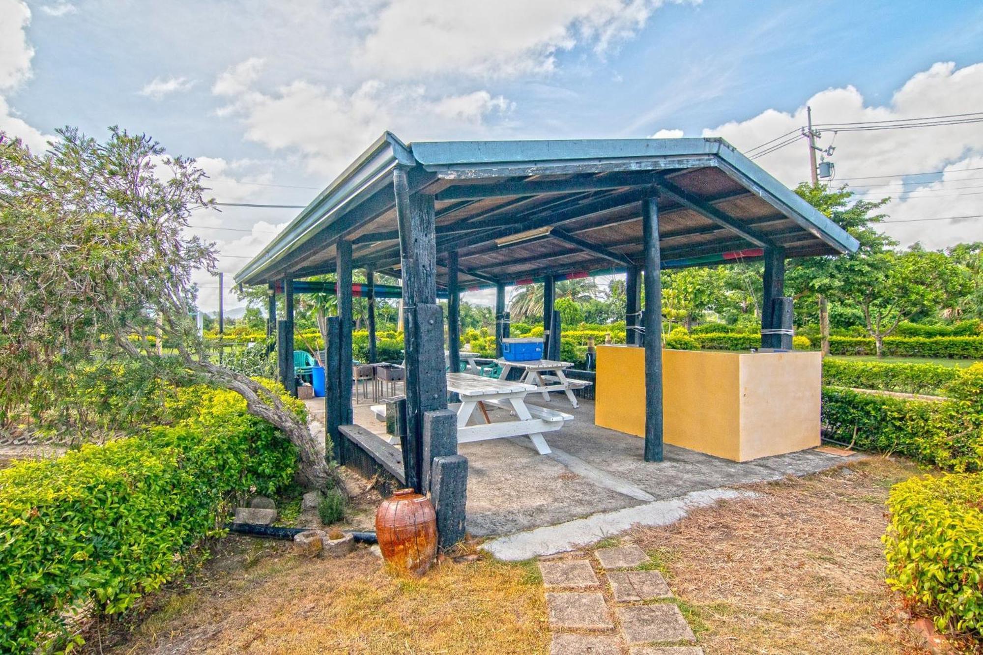 Kenting Avignon Bed & Breakfast Hengchun Exterior photo